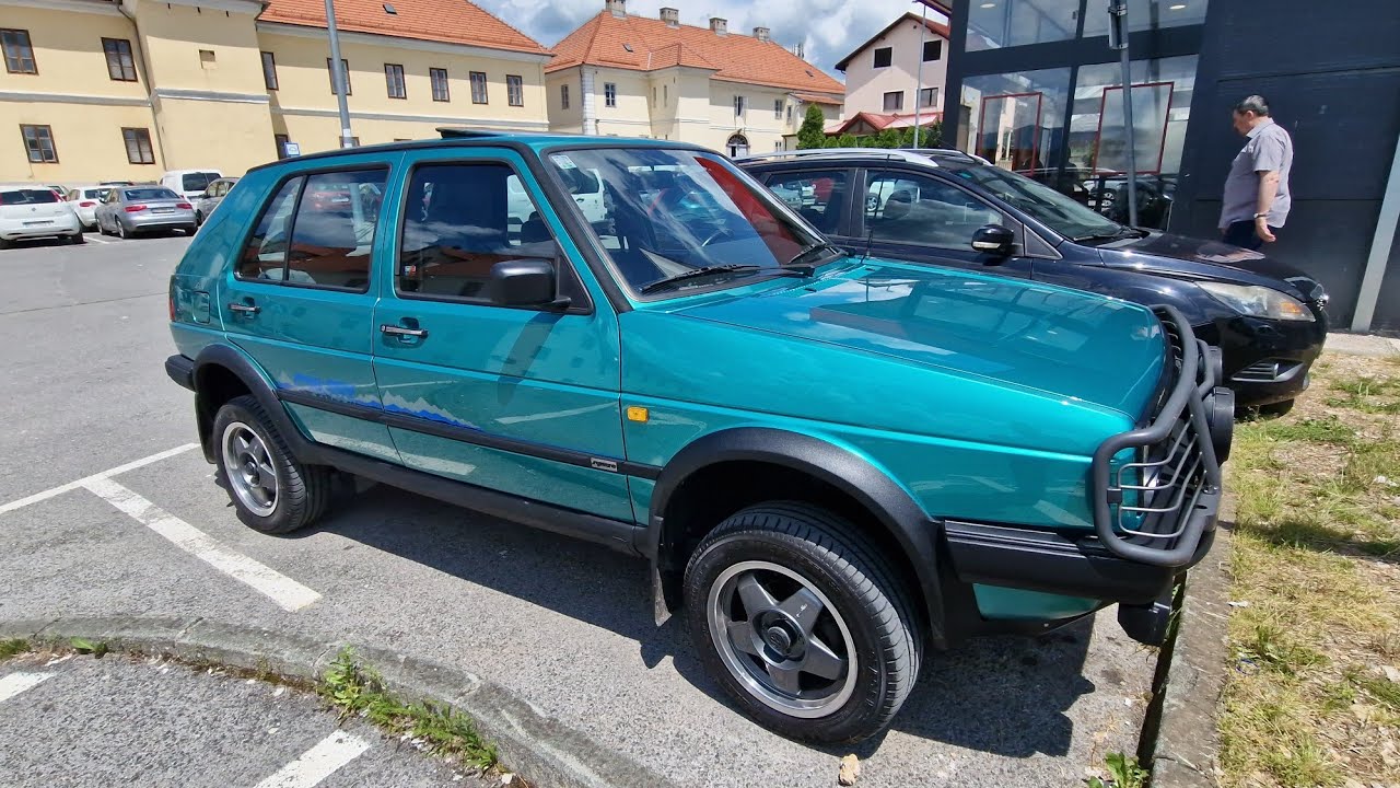 VW Golf Country