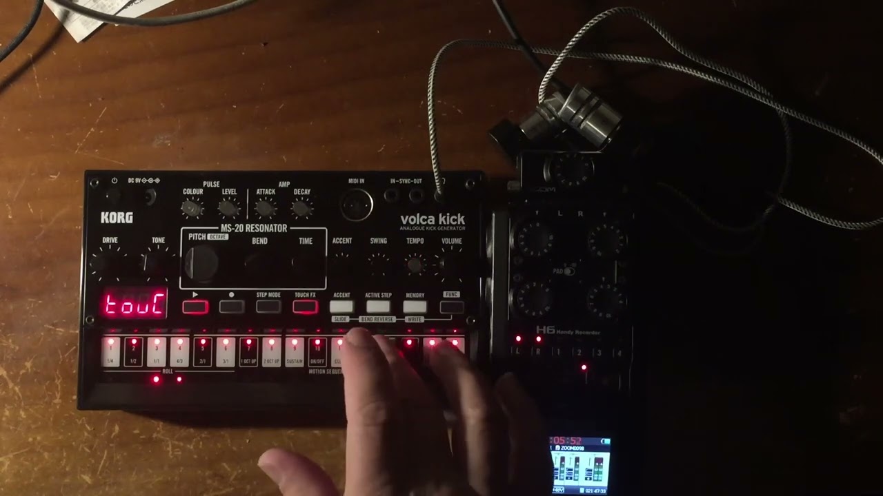 Beat/Echo. Evening Jam with Korg Volca Kick