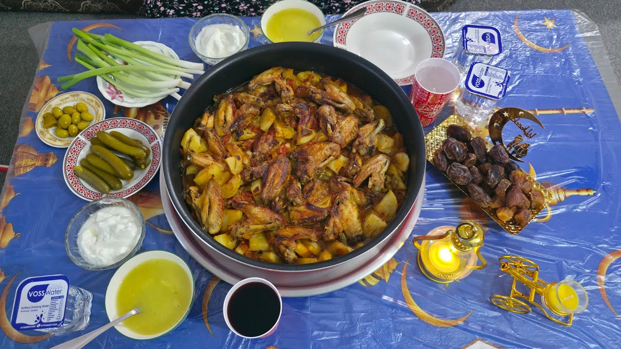 صينية بطاطا بجوانح الدجاج🤗 بتشهي😘 افطارنا اليوم الثالث عشر من شهر رمضان المبارك🌙تقبل الله منا ومنكم🤲
