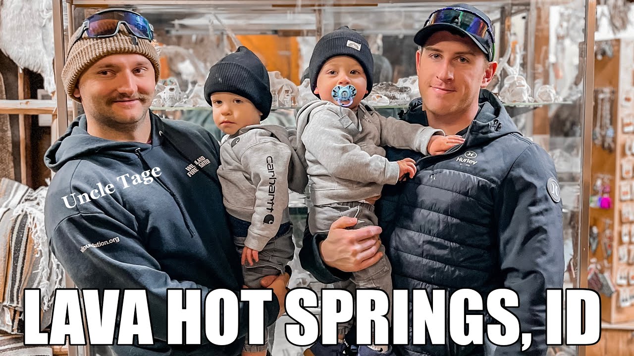 Twins Shock Everyone During Their FIRST Visit To A Hot Spring!