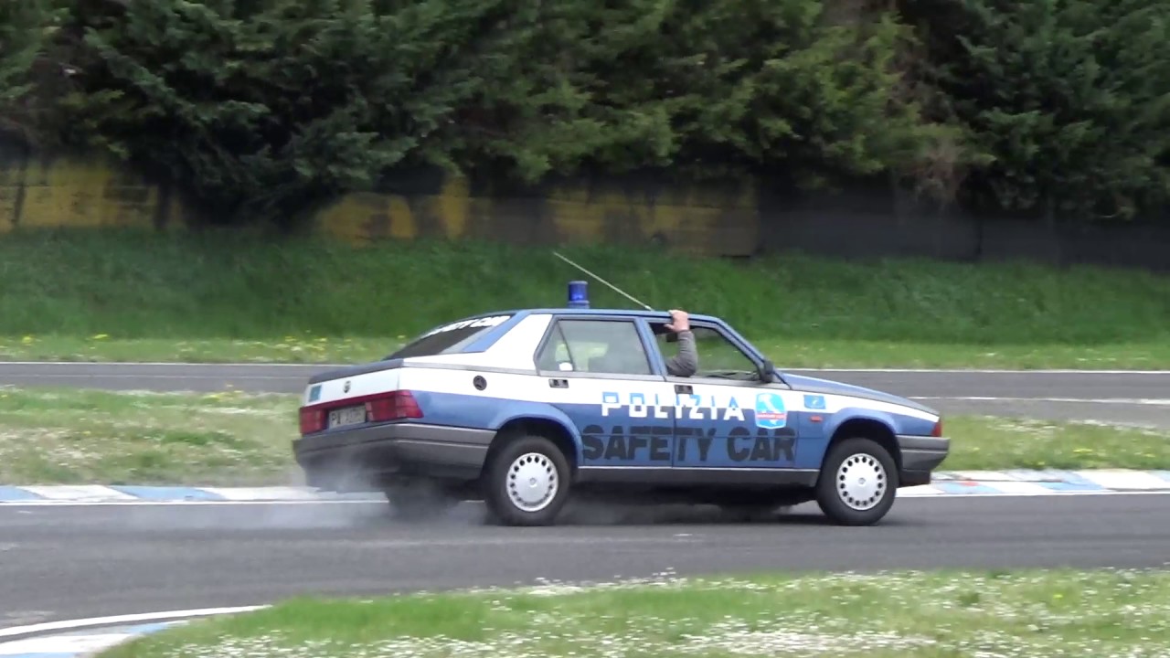 Alfa 75 - Guardie e ladri.