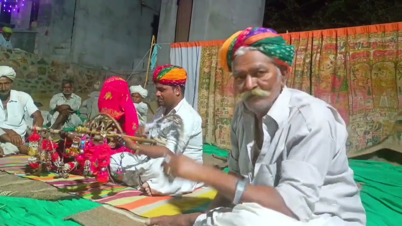 शानदार गीत मारवाड़ी आवाज में सारंगी पर !! जुगलबंदी जोड़ी ठाकराराम एंड पार्टी #पाबूजीरीपड़