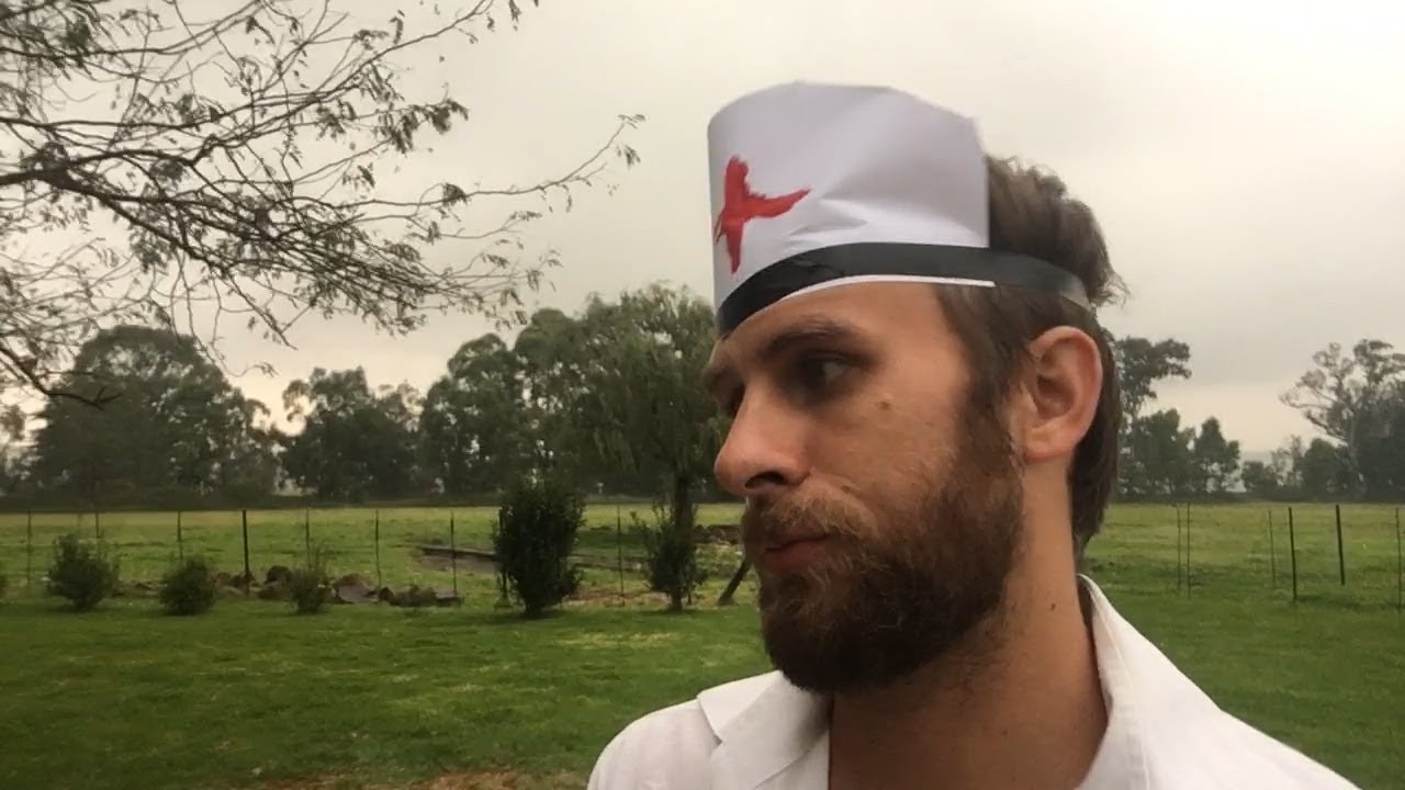 An APPLE a DAY keeps the DOCTOR away!!