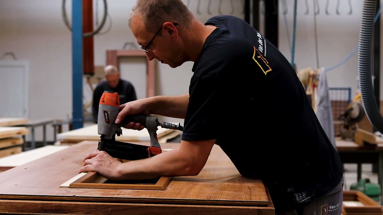 Deurenfabriek van der Plas