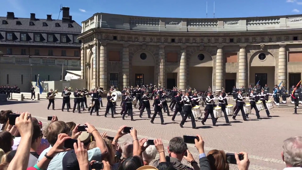 Changing the Guard Parade and Ceremony (Total Ceremony and Parade)
