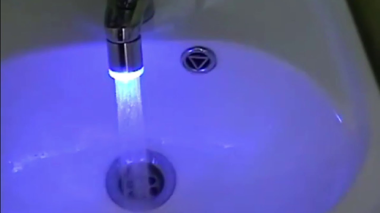 LED FAUCET LIGHT - INTELLIGENT COLOR CHANGE