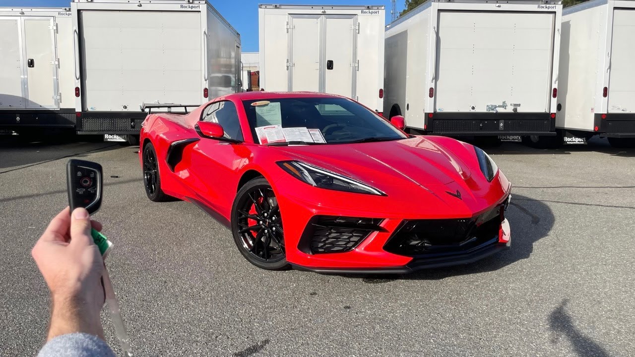 Chevrolet Corvette C8 2LT Z51 2024 года: запуск, выхлоп, тест-драйв, осмотр, взгляд от первого ли...