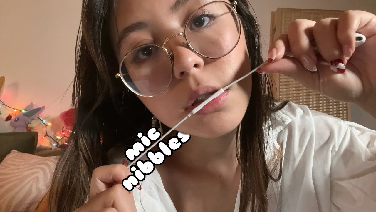 ASMR lofi apple mic nibbling and mouth sounds