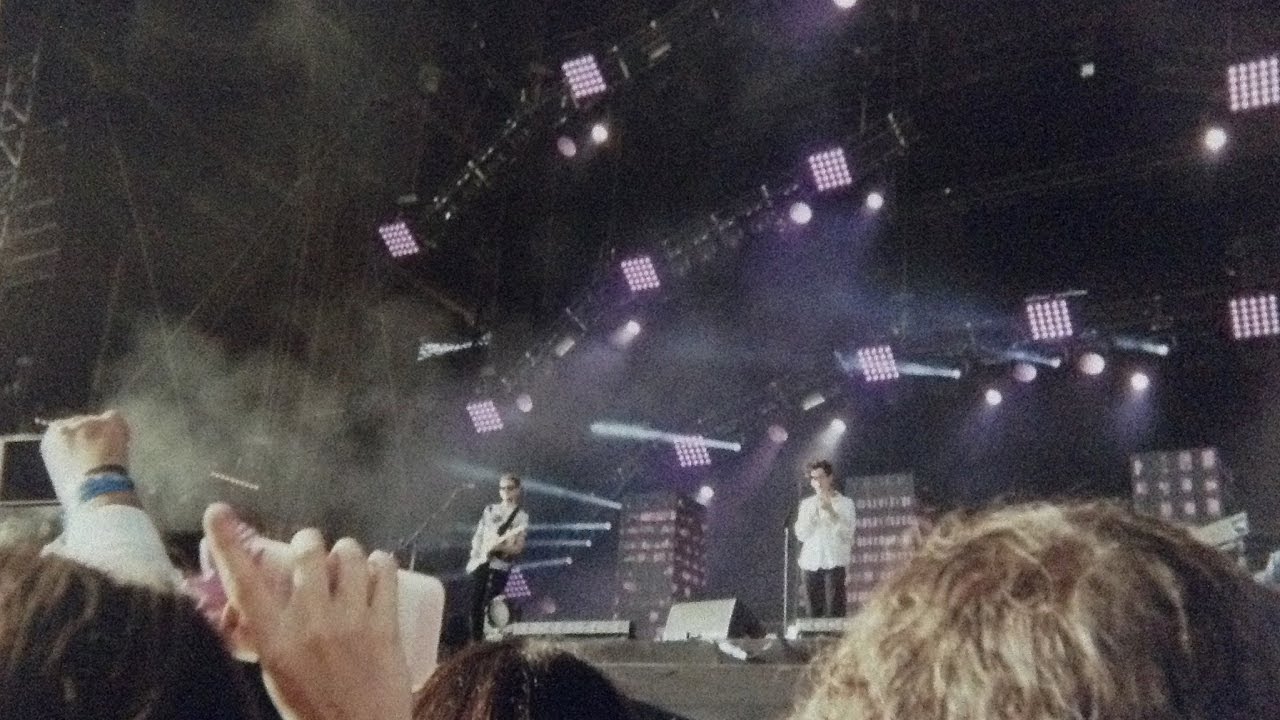 THE 1975 IN PARIS // F&ecirc;te de l'Humanit&eacute; 2016