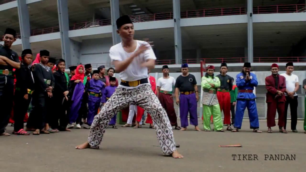 INILAH AKSI MASTER SILAT BETAWI