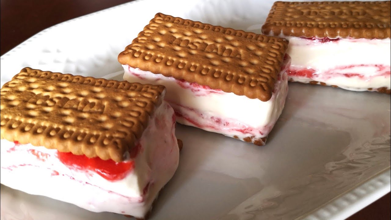 🍓🍦SANDWICH HELADO DE NATA Y FRESAS EN 5 MINUTOS, SÓLO CON BATIDORA //BEATRIZ COCINA.