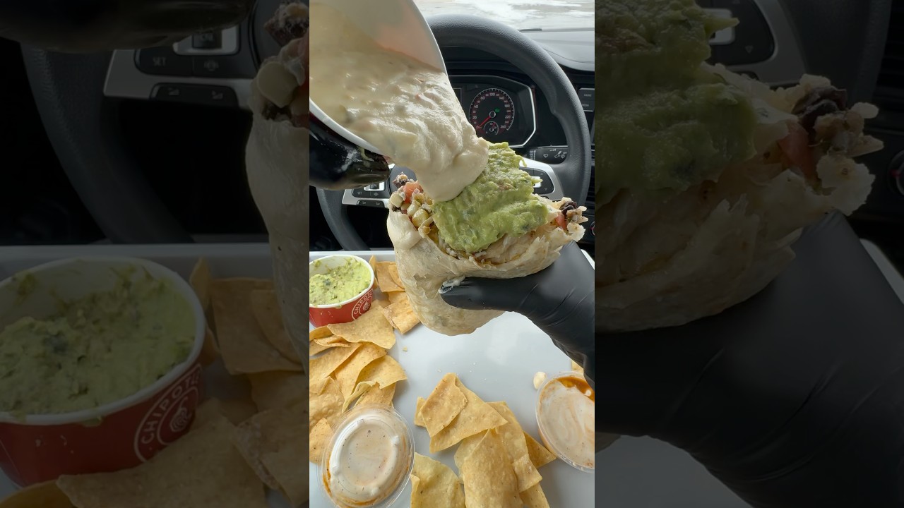 Burrito from chipotle once again 🌯#mukbang #food #asmr