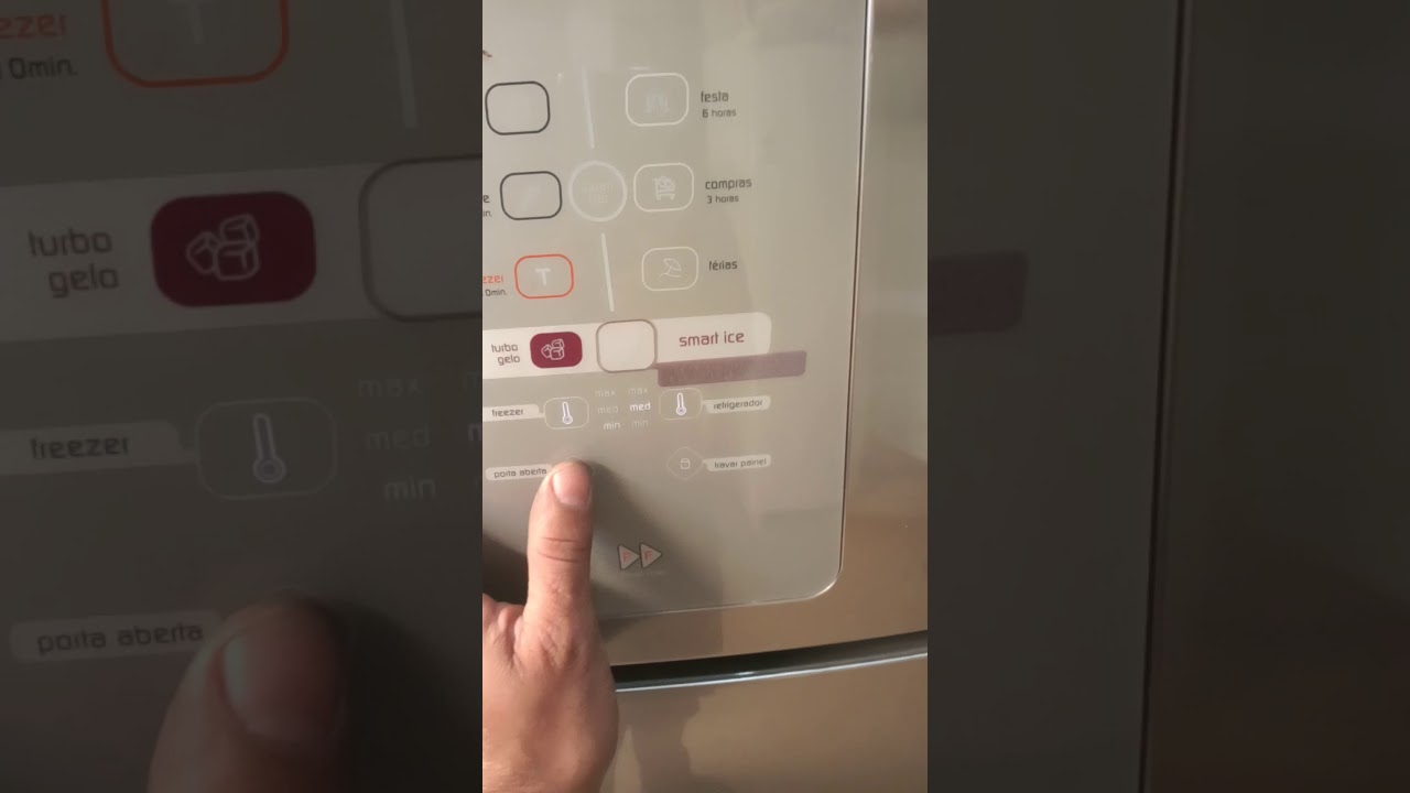 Geladeira Brastemp BRM48nr Ative n&atilde;o gela a parte de baixo