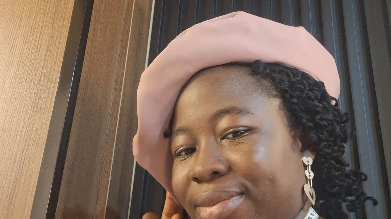 HOW TO MAKE A REVERSIBLE BERET CAP IN SIMPLE STEPS