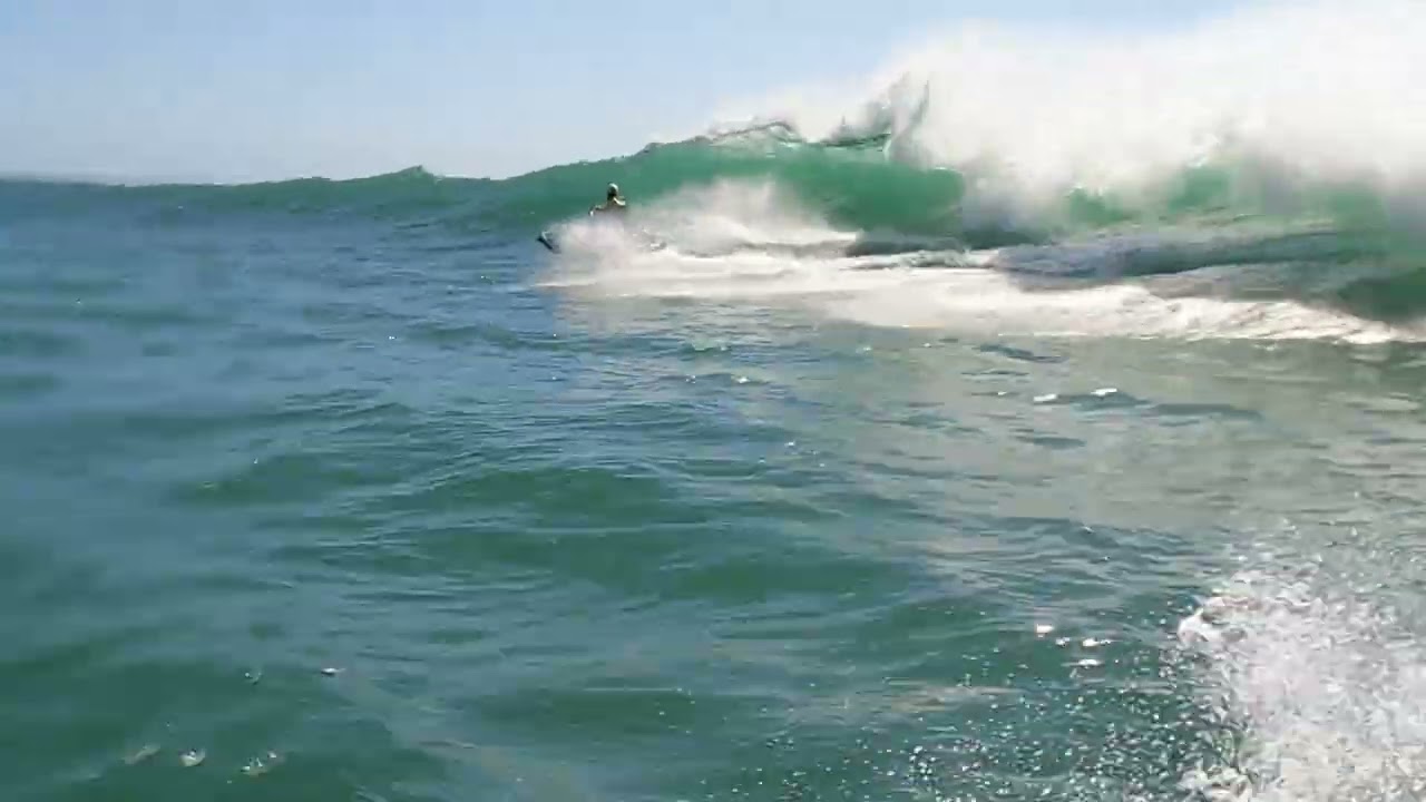 Thursday session -nice clean swell ( Gary on L plates on spark ) Jan 2026