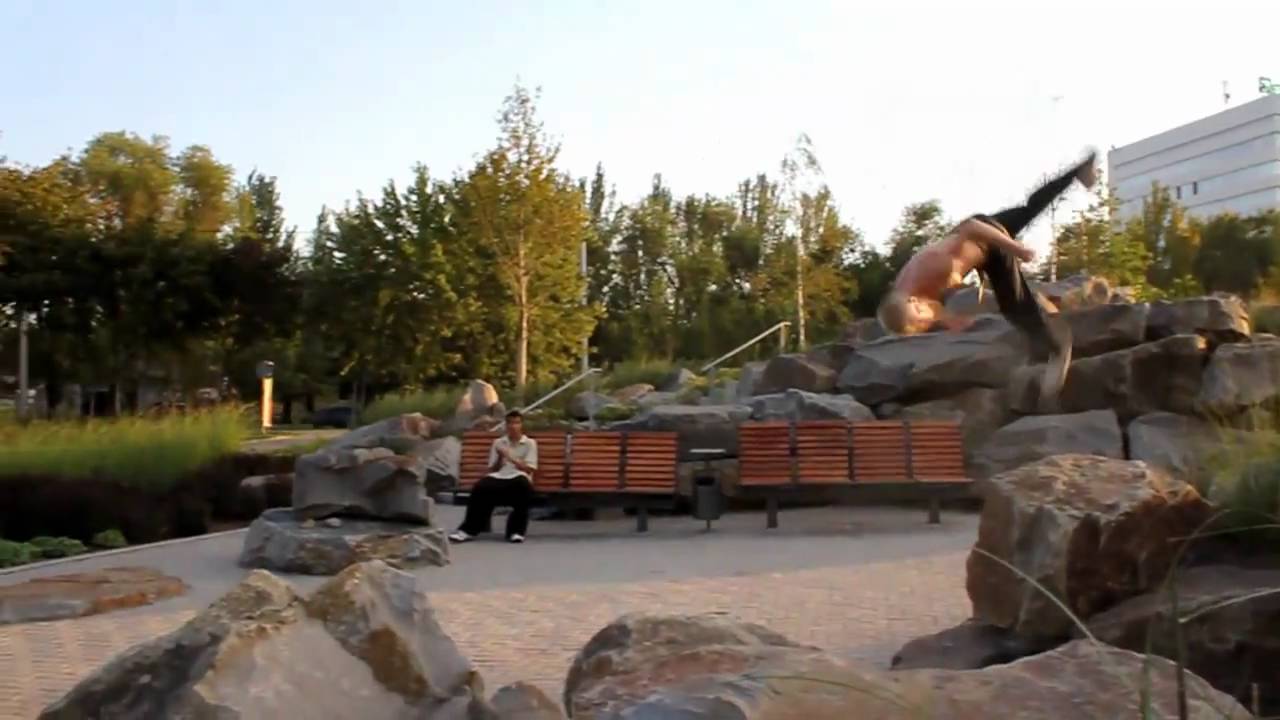 Low kick - Parkour Brands (Pro100 Ivan)