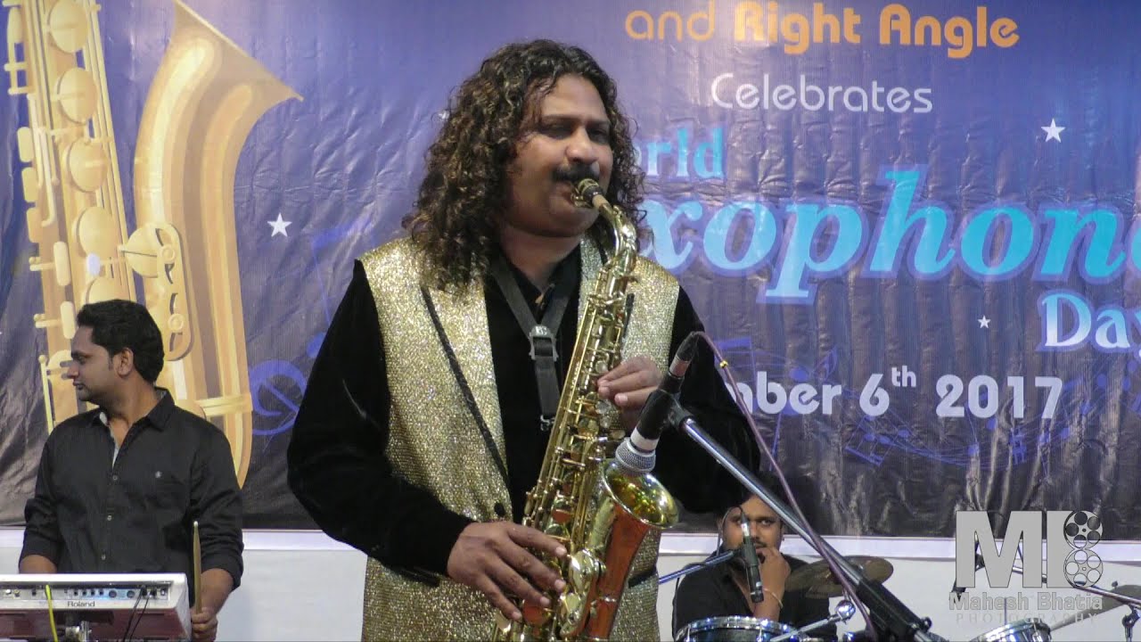 Aawaz Dekar Hume Tum Bulao I Manoj Ben | World Saxophone Day | International Shyam Brass Band