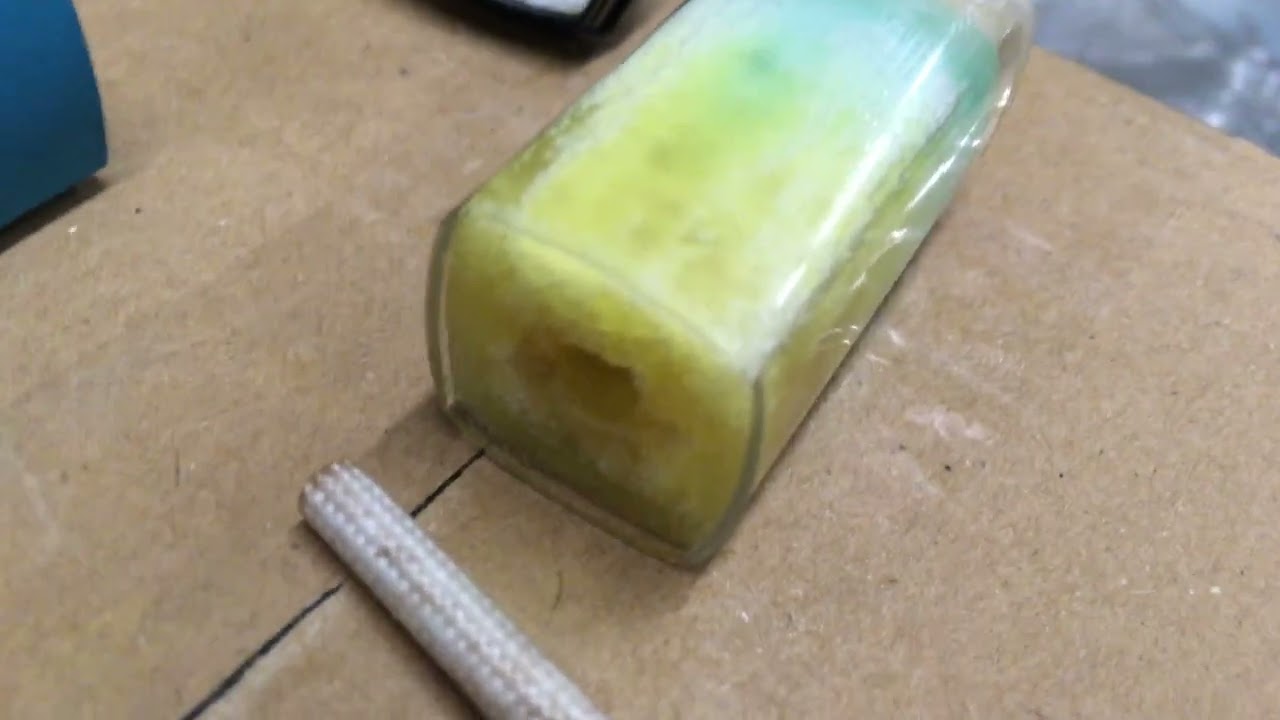 Elux legend pro 3500 inside puff bar vape