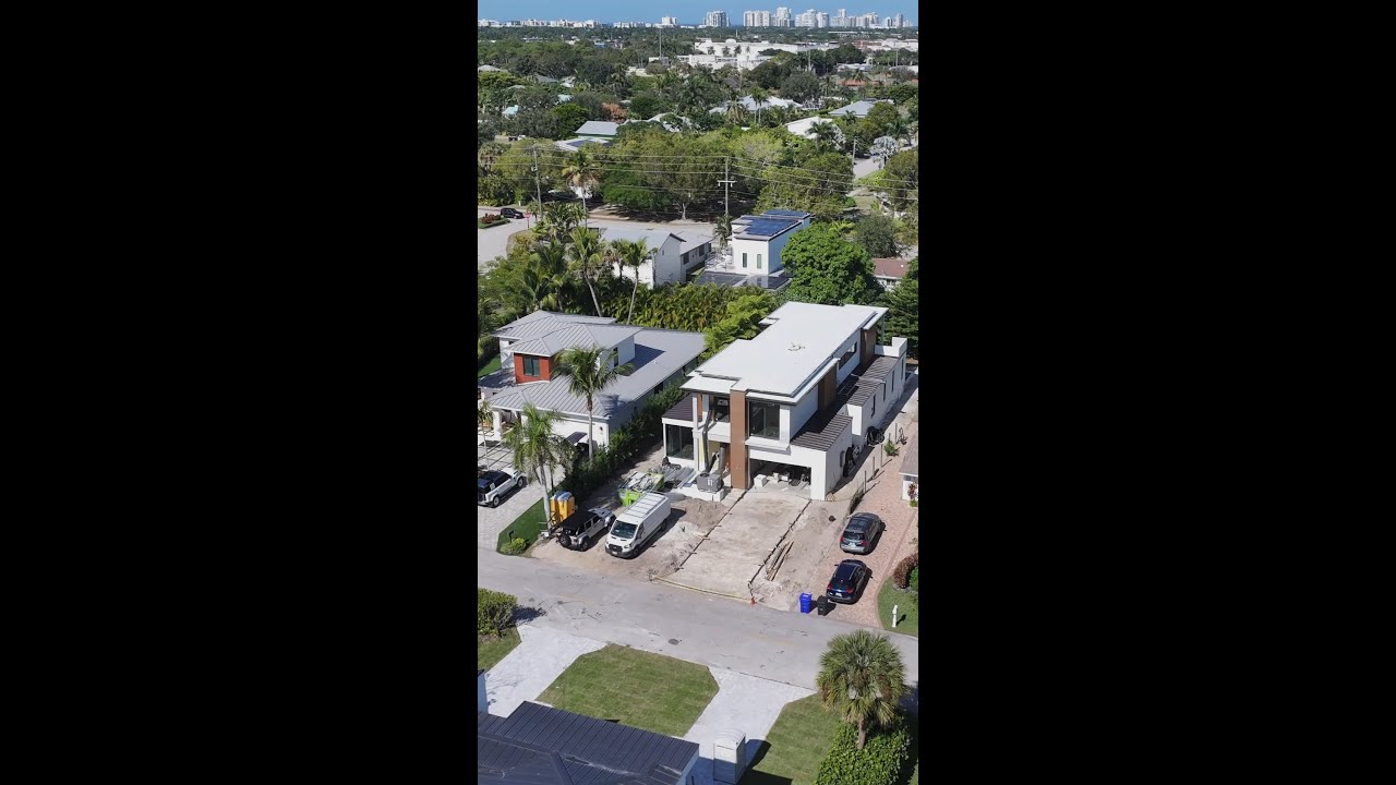 New Construction in Lake Park, Naples | Walkable Luxury Near Downtown