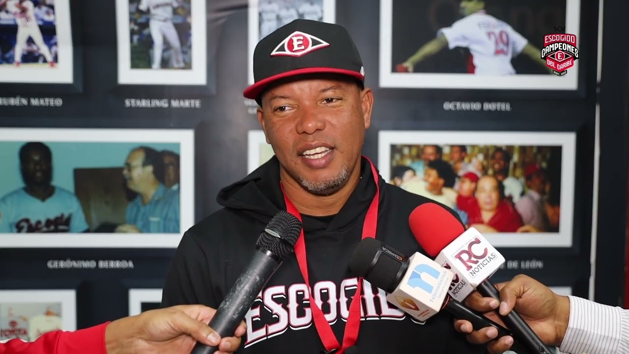 Palabras de Ramon Santiago dirigente de los Leones del Escogido. Hoy jugamos un Super Bowl