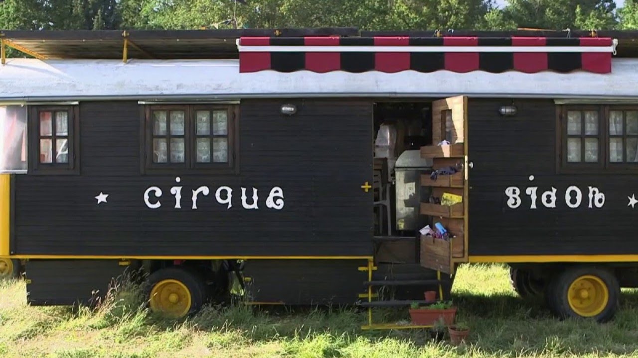 Actu - Sur la route avec le cirque Bidon
