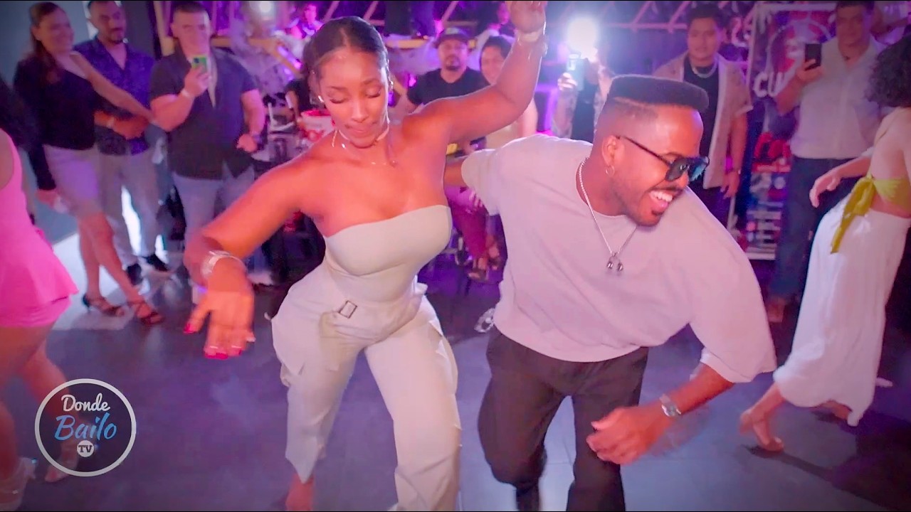 Adonis Santiago y Angelica Gonzalez Bailando - Mi Musica | Cuban Fever Merida 2024