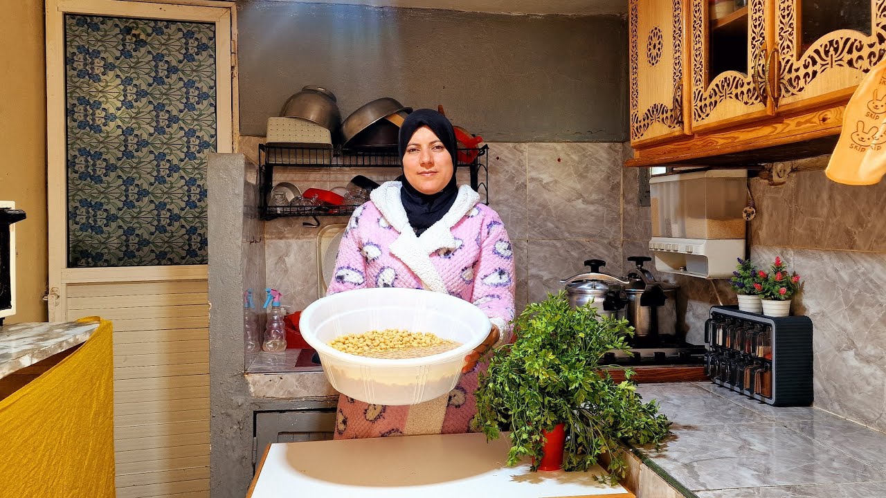 بدأت قناة 