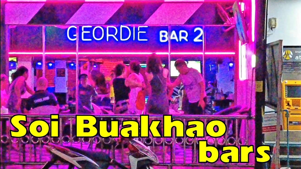 Pattaya Soi Buakhao bars | Geordie bar 2 | night time