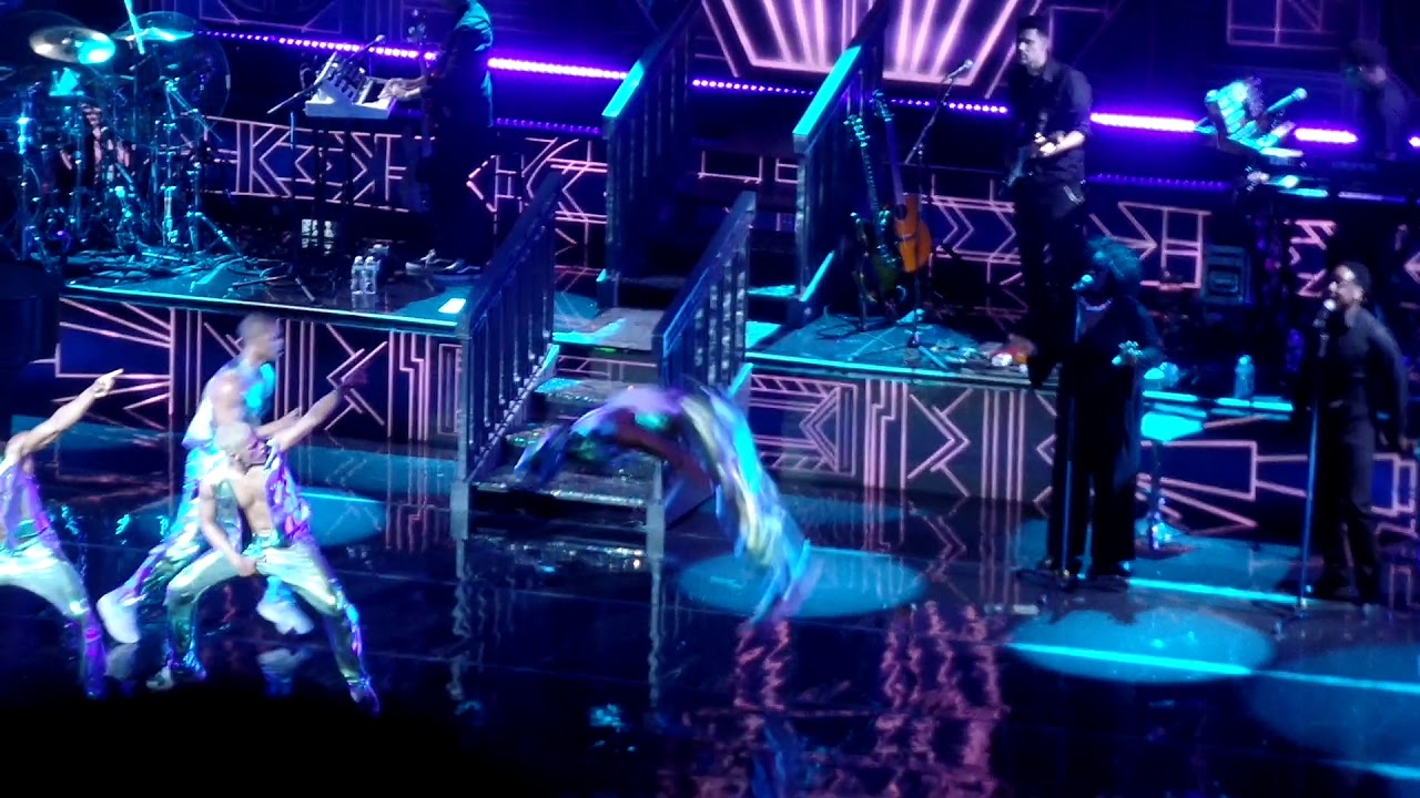 Anytime You Need A Friend - Mariah Carey - Caution World Tour Live in NYC 3-25-2019