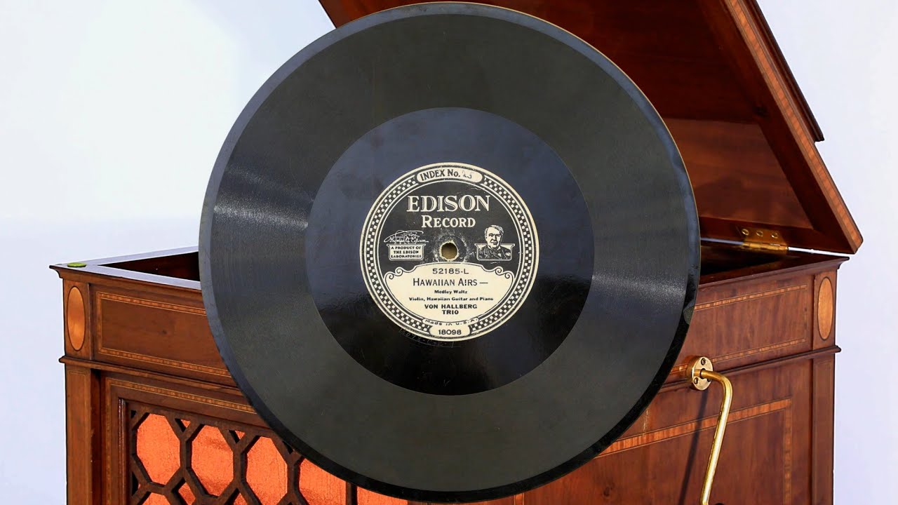 Waltz, "Hawaiian Airs", Von Hallberg Trio, Edison Diamond Disc Record 52185-L