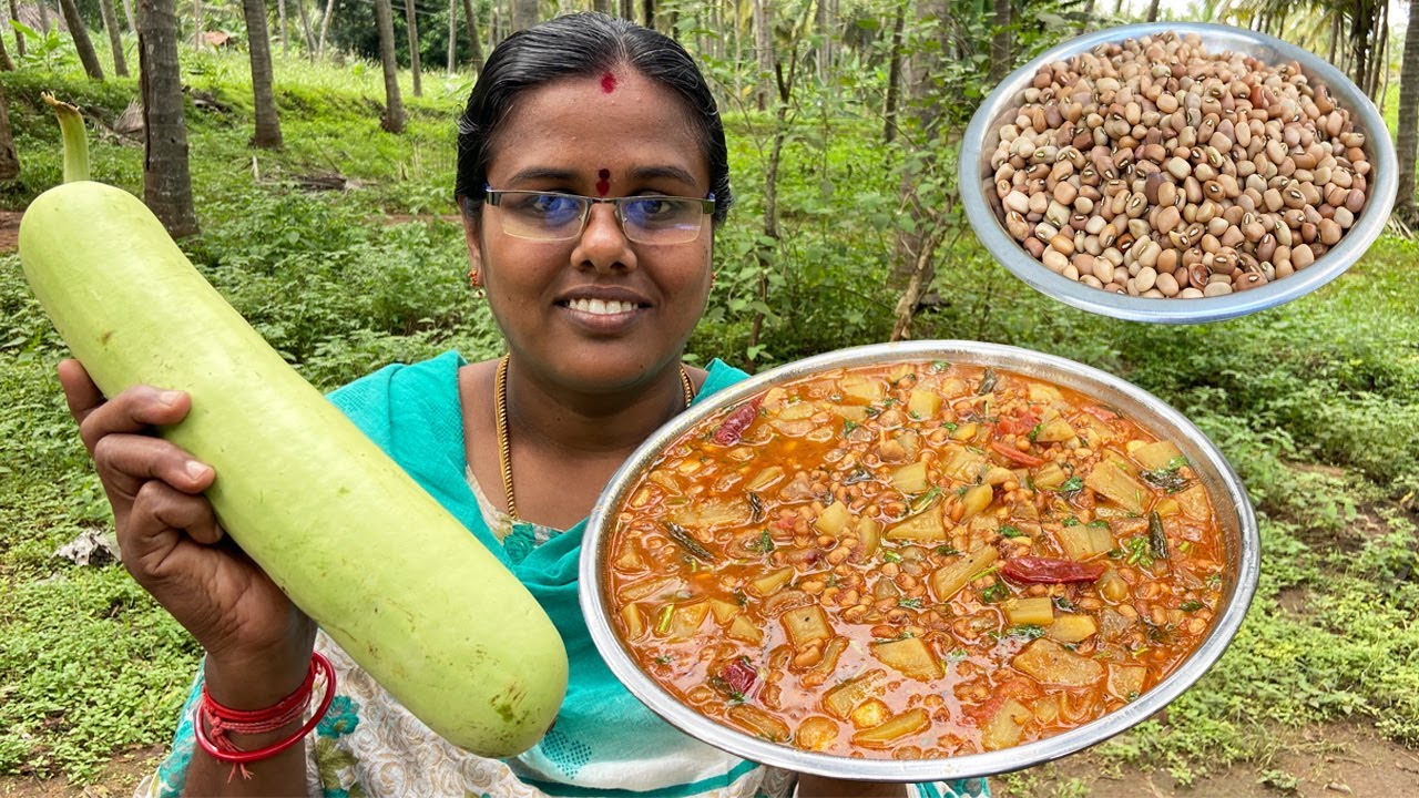 இட்லி தோசைக்கேற்ற எங்கள் ஊர் சமையல் /  சுரைக்காய் தட்டைப்பயிறு குழம்பு / Fresh Bottle Gourd Gravy