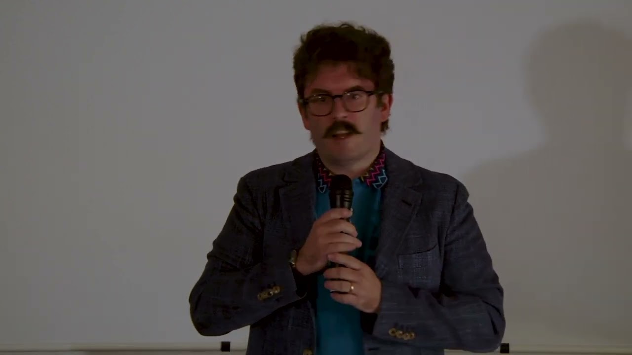 Siamo tutti la stessa persona | Simone Tempia | TEDxArona