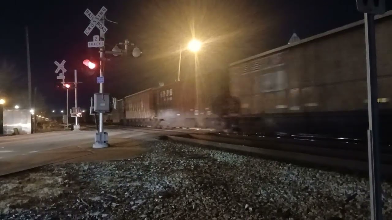 Norfolk Southern 826 Rolls Eastbound through Suffolk, Va. 