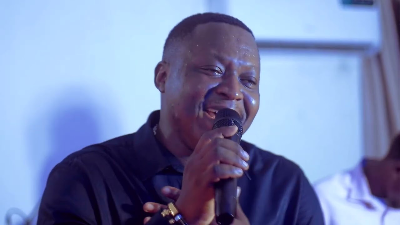Cover Live-Ngolu | Bovin Lukengo