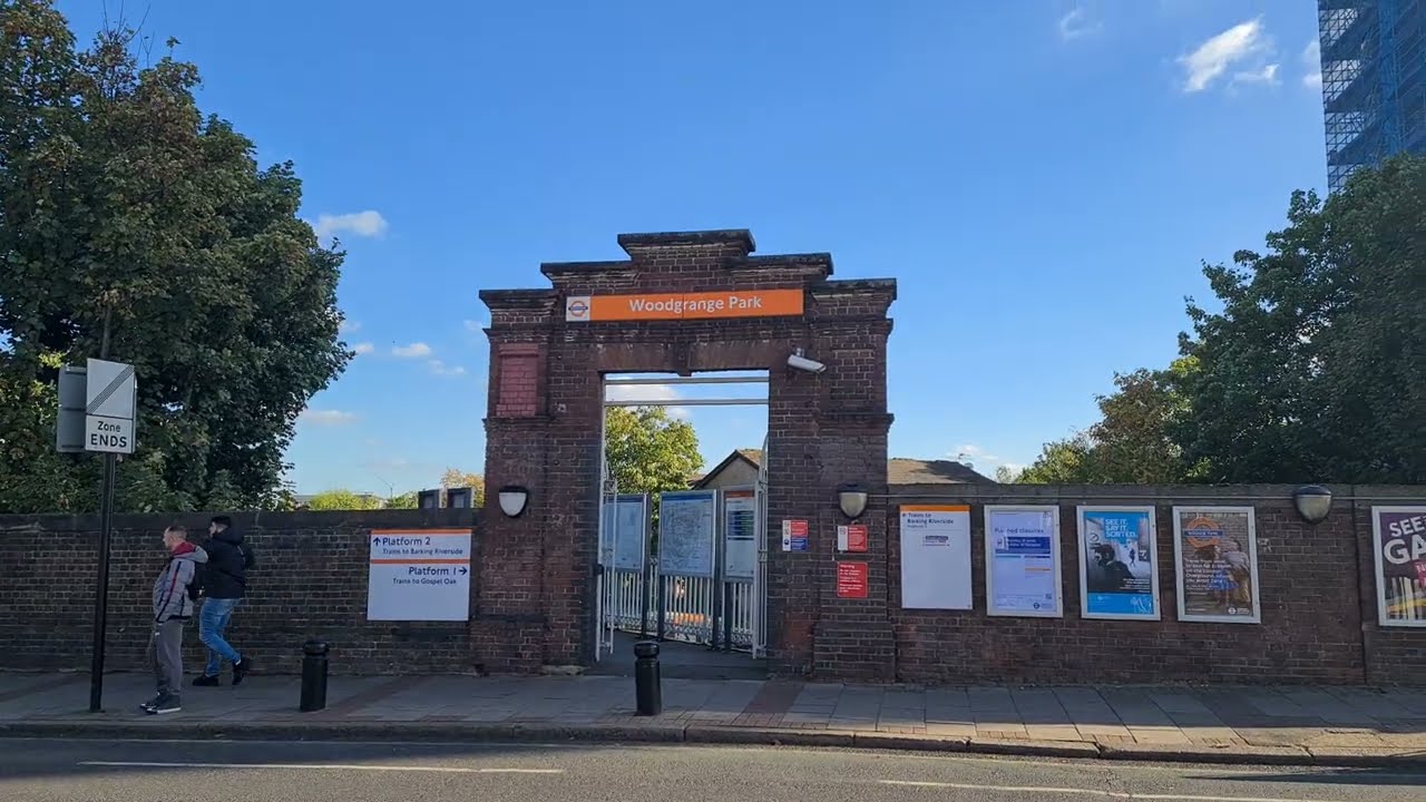 WOODGRANGE PARK Overground Station (2022)
