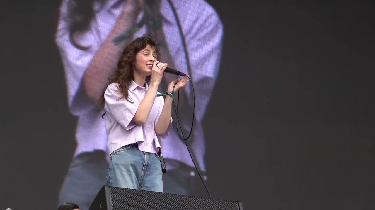 Clairo - Softly (Governors Ball, NYC 6/12/22)