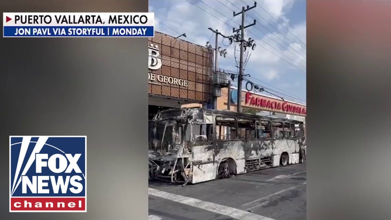 Tourists caught in 'crossfire' as Mexican cartel takes over vehicles, sets them on FIRE