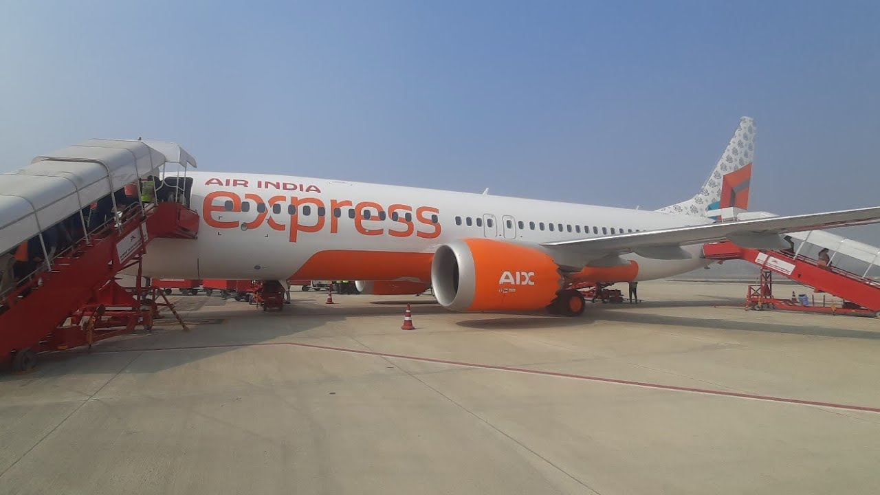 Flight Journey from Delhi to Ayodhya. Air India Express IX1590. Jai Shri Ram 🛕🛕