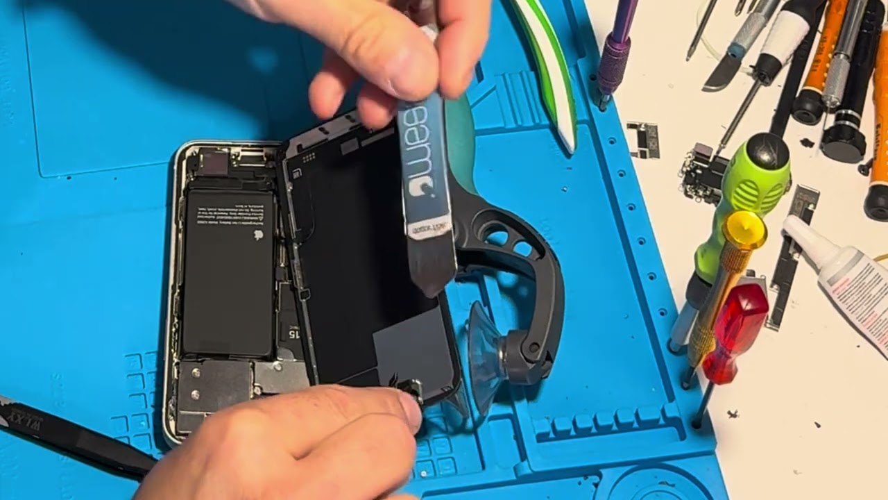 iPhone 13 mini sostituzione schermo vetro touch lcd iMania