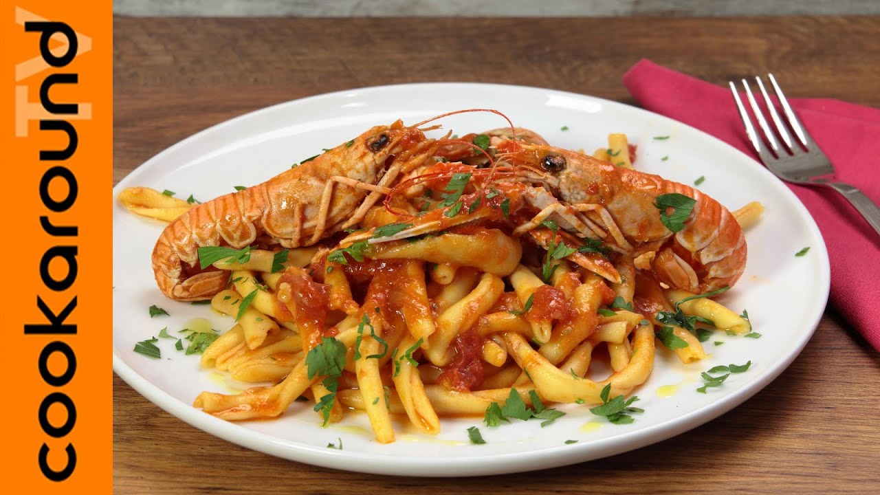 Maccheroni al ferretto con sugo di scampi / Ricette primi piatti di pesce