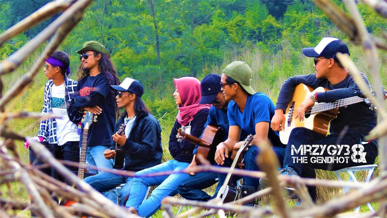Seberkas Sinar Acoustic Pengamen Jos The Gendhot