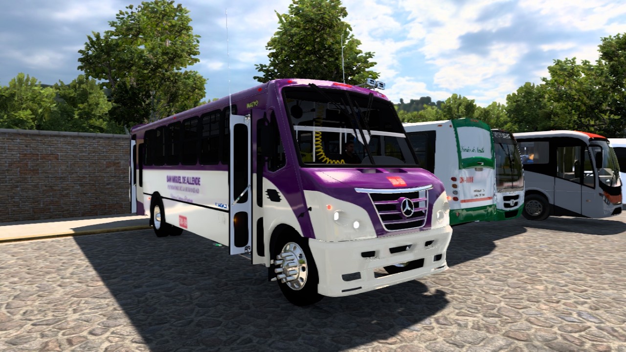 Probando Motor Mercedes Benz OM 904 American Truck Simulator.