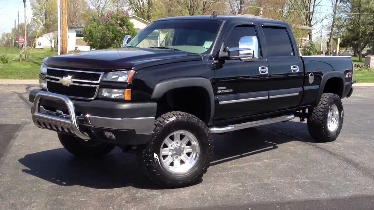 2006 Chevy 2500HD LT 4X4 DURAMAX DIESEL LIFTED 5