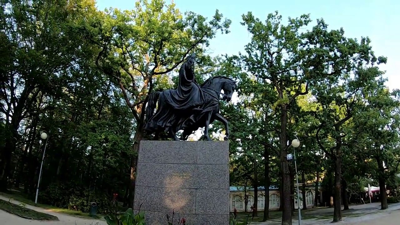 CZ: Franzensbad (Františkovy Lázně). Böhmen. Rundgang Husova, Národní, Jiráskova. September 2019