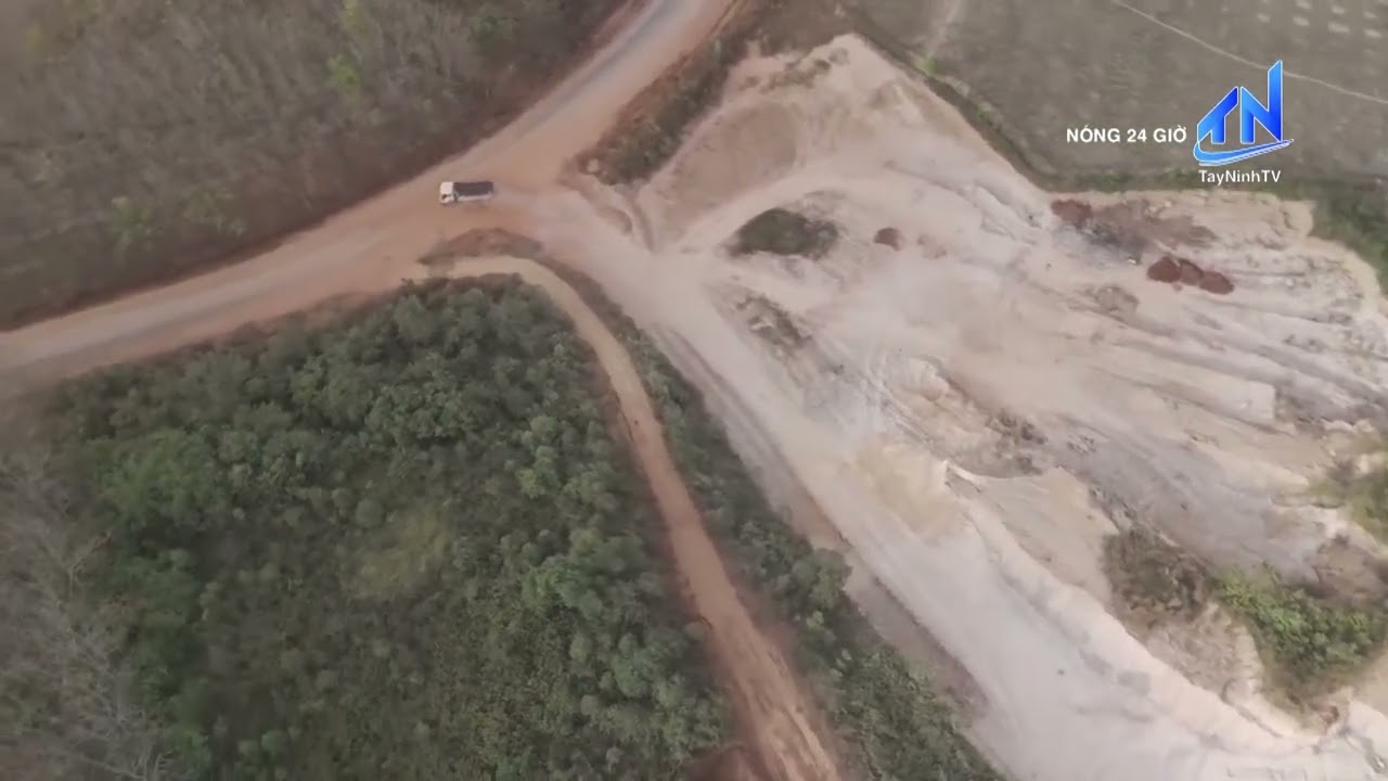 Hủy hoại gần 5 công đất, bị xử phạt 70 triệu đồng | TayNinhTV