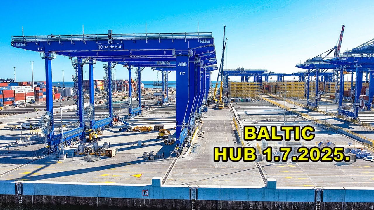 1.7.2025. Baltic Hub. Ależ widok na pracujący terminal. To robi wrażenie.