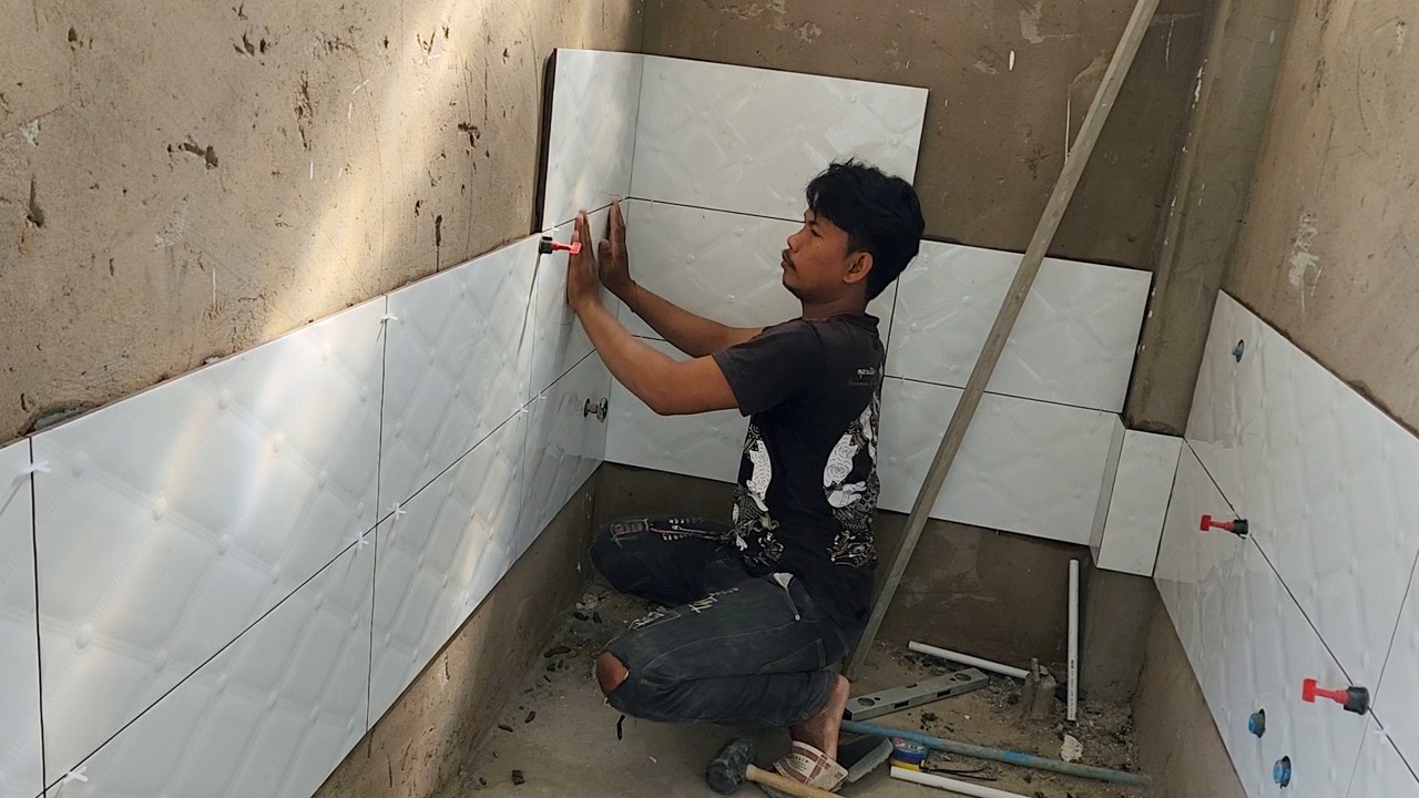 Pro Techniques for Tiling a Bathroom with Ceramic Tiles