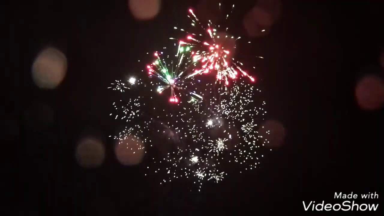Silvesterfeuerwerk 2017 / 18 President Piro , Double Deck red , Lesli !