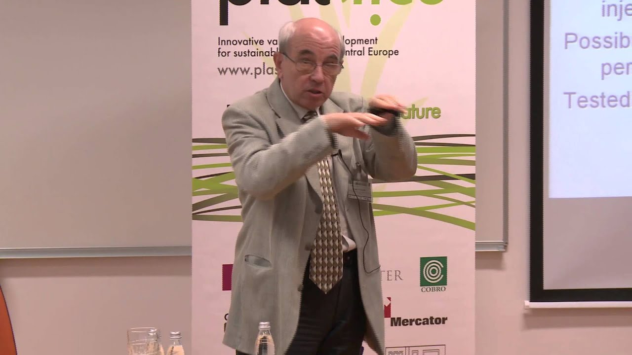 Biodegradable materials based on PLA, PHB and their blends