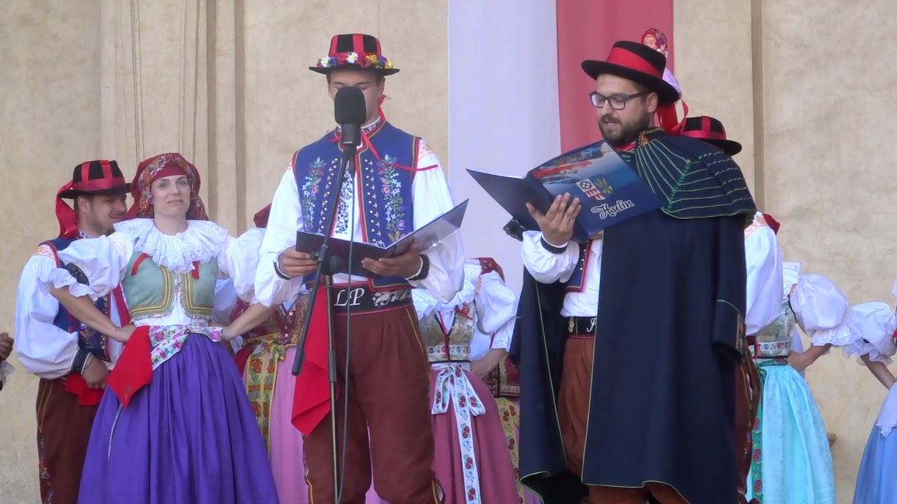 Folklorní soubor HANÁCI Z HULÍNA, č.1 - IV.ročník Krojovaných slavností, Senát Praha